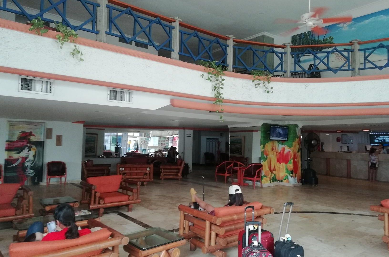Hotel Costa Del Sol 3*