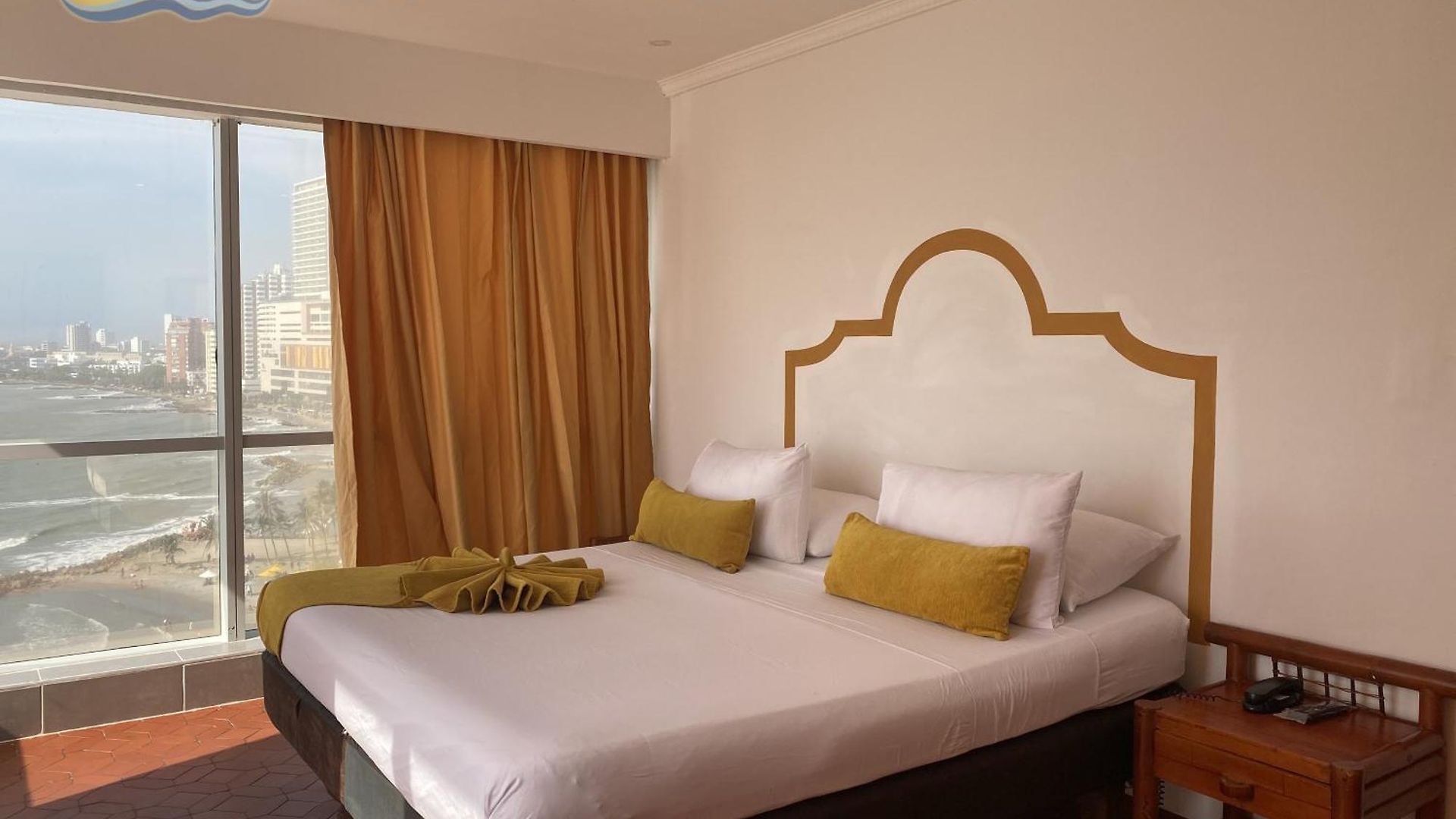 Costa Del Sol Hotel