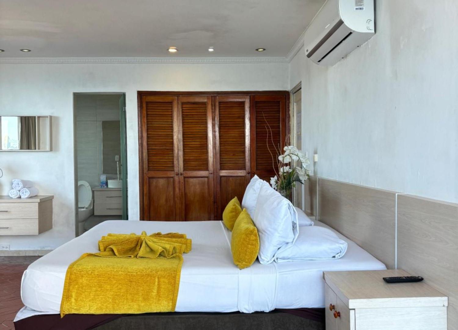 Costa Del Sol Hotel