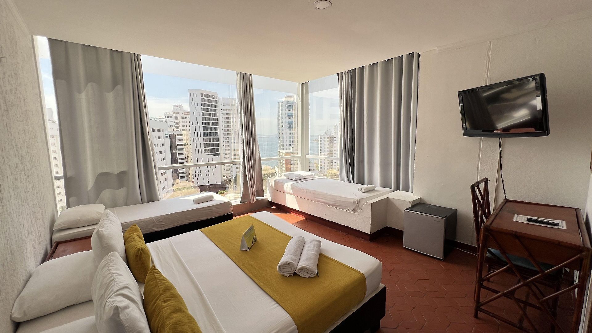 Costa Del Sol Hotel 3*