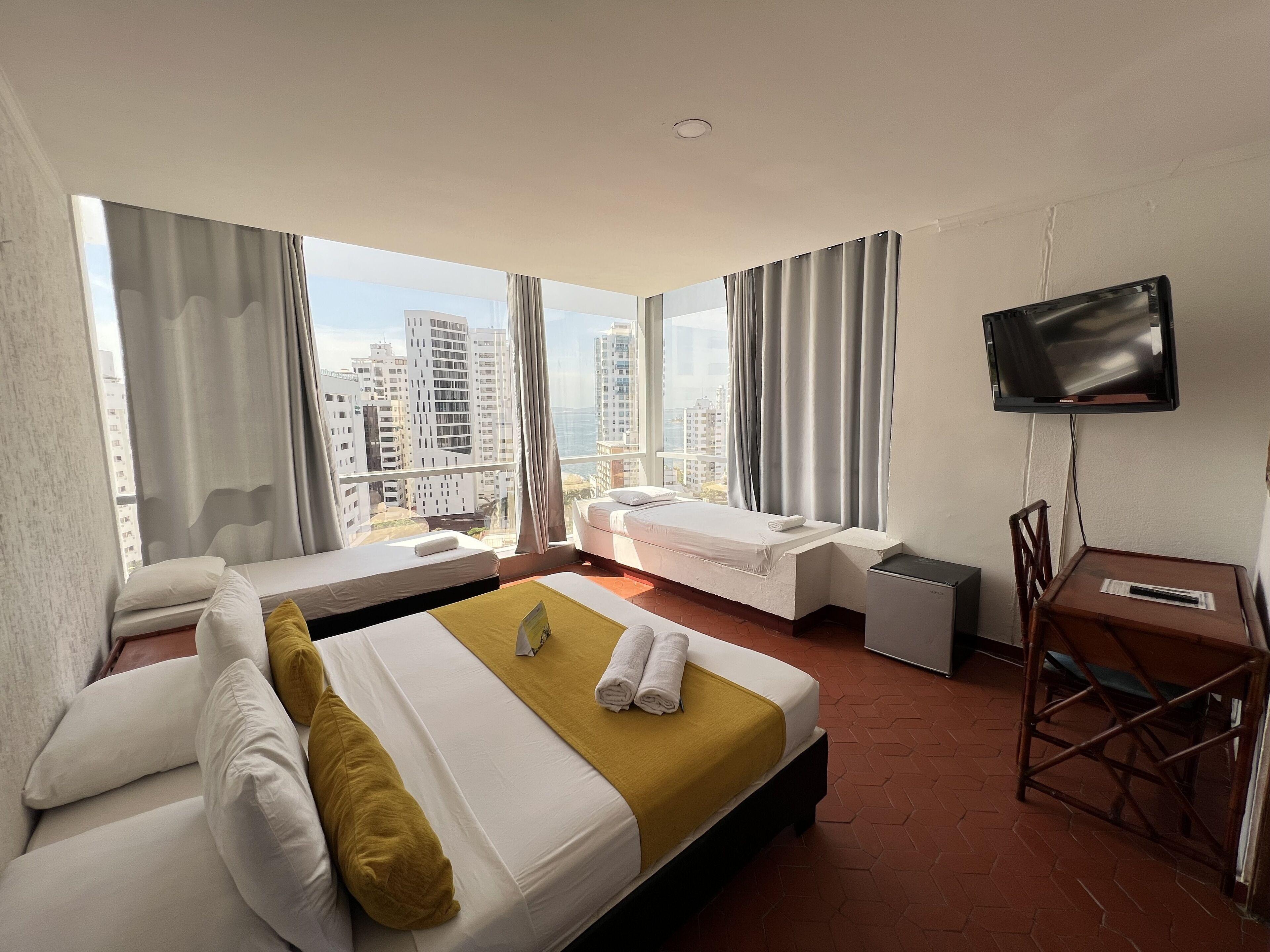 Costa Del Sol Hotel 3*