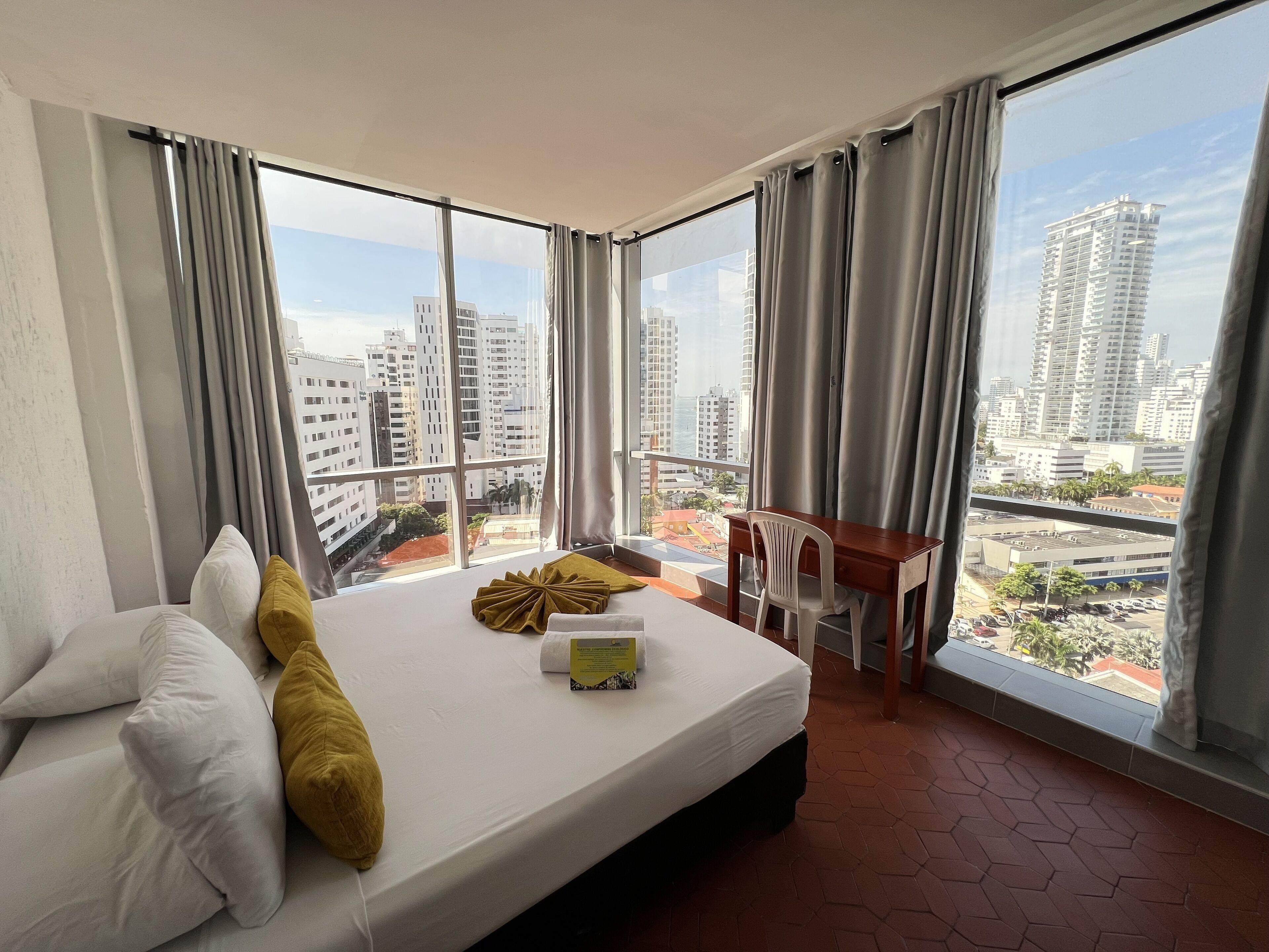 Hotel Costa Del Sol 3*